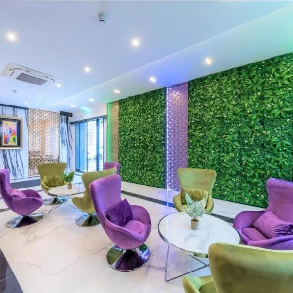 Hotel Business Bay das ehemalige Staycation Hotel, hotel in Sindelfingen