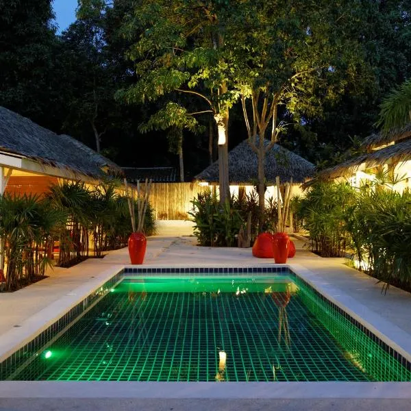 보풋에 위치한 호텔 The White Cottage