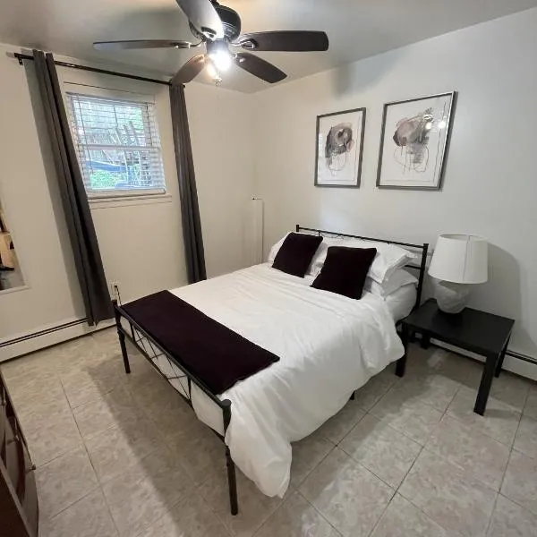 Two Bedroom Private Apt near NYC, hotel sa West New York