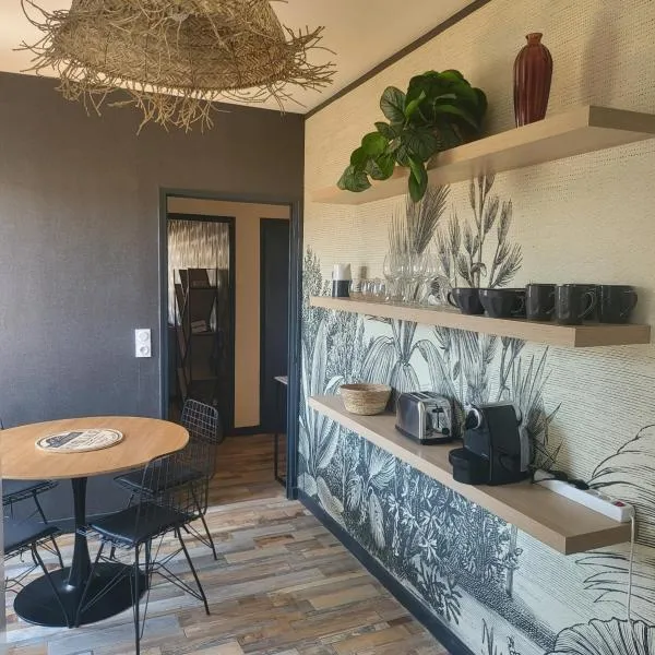 Marina 4 ou 8 ou 9, khách sạn ở Narbonne