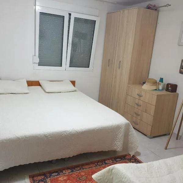 Apartmani Ema, viešbutis Sutomorėje