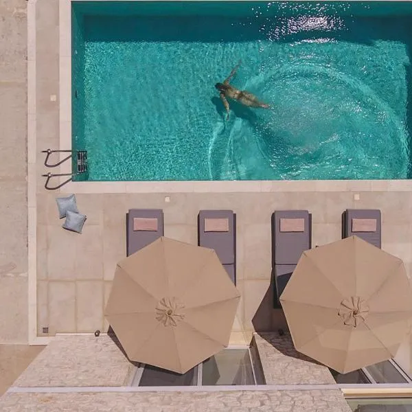 MAJESTIC VILLAS, hotell sihtkohas Yénion
