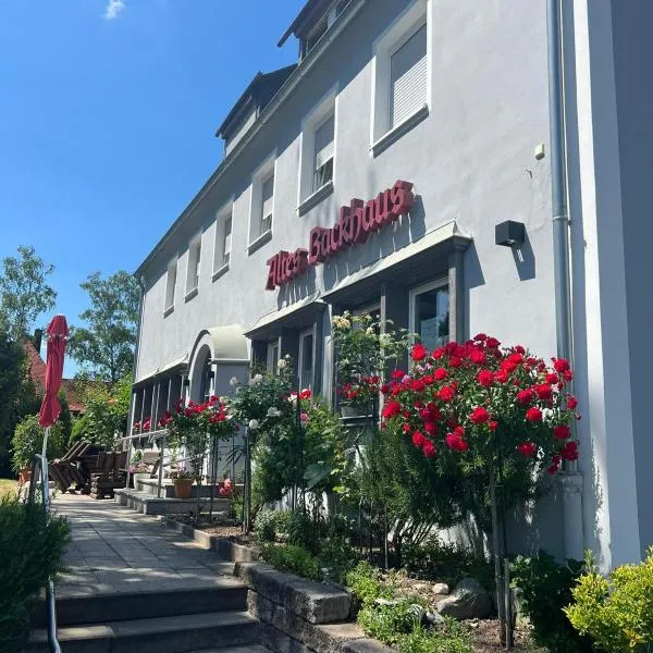 Pension Altes Backhaus, hotel v destinaci Herzogenaurach