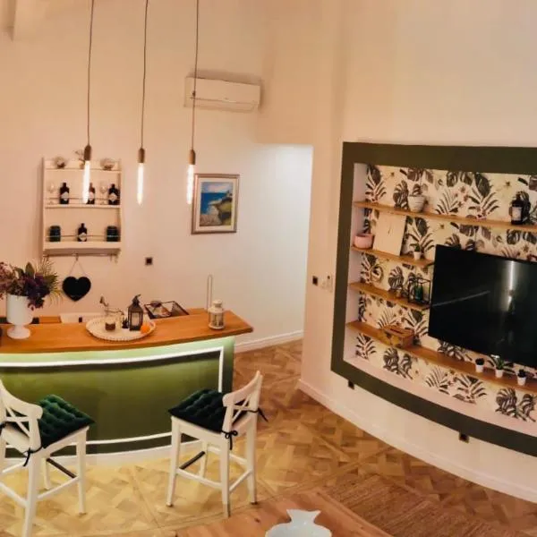 Rab,new Apartman, hotel in Rab