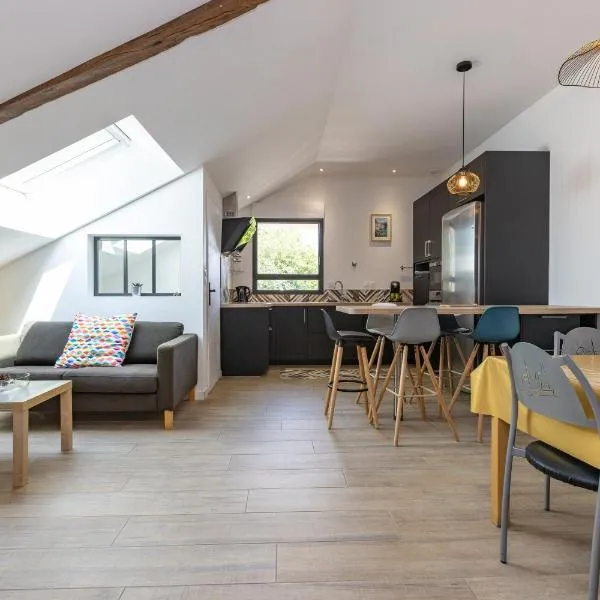 Le Cri de la Chouette - Appt avec terrasse, hotel in La Chapelle-Thouarault