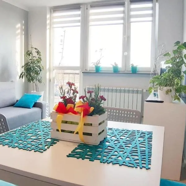 GreatHome Apartament, hotel en Smolice