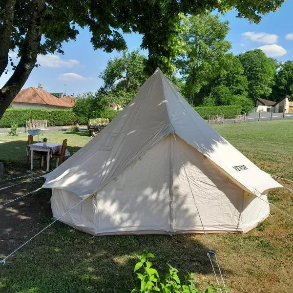 Le camping du capitaine, hotel in Maranville