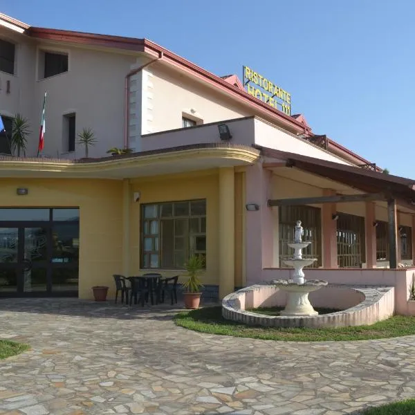 Hotel Ristorante111 – hotel w mieście Villapiana