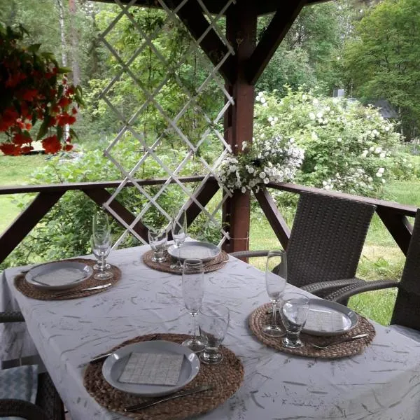 Ilmastoitu huvila ja rantasauna, hotel v destinaci Keuruu