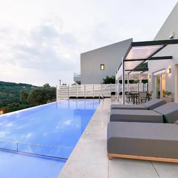 Moly - Luxury Villa with Heated Private Pool – hotel w mieście Agia Triada