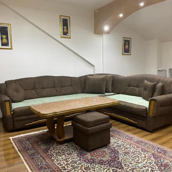Apartment Poturmahala โรงแรมในทราฟนิค
