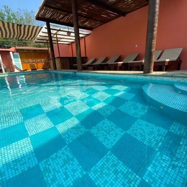Casa Suites Minizoo, hotel v destinaci Puerto Escondido