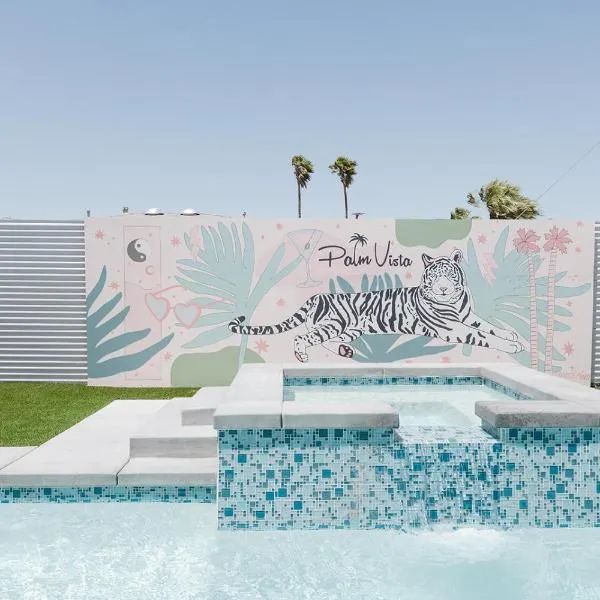 Palm Vista by Rather Be Properties, hotell sihtkohas Palm Springs