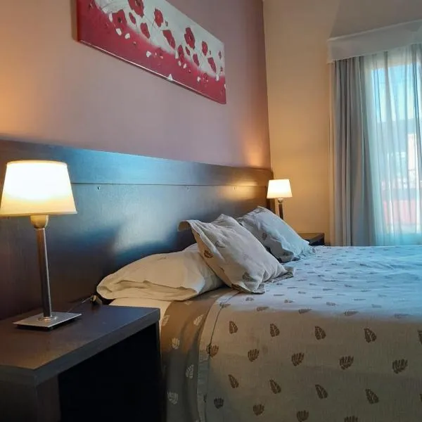 Antares Apartments: Campana'da bir otel