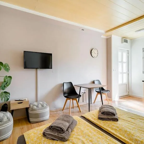 Airport Garden Room, hotel v destinácii Čilipi