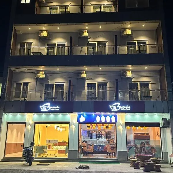 Baranda Restro and Events, hotel v destinaci Besisahar