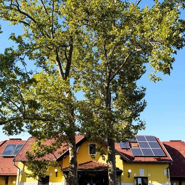 Harmónia Apartmanház, hotel em Balatonlelle