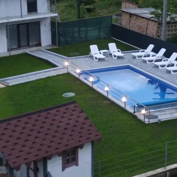 Фенікс, hotel v destinaci Jaremče