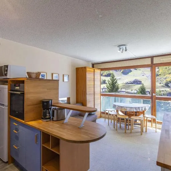 Studio cabine 6 personnes au pied des pistes à Gourette, séjour avec balcon, parking - FR-1-400-117, ξενοδοχείο σε Eaux-Bonnes