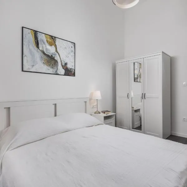 Apartment Nest In 1, מלון ברייקה