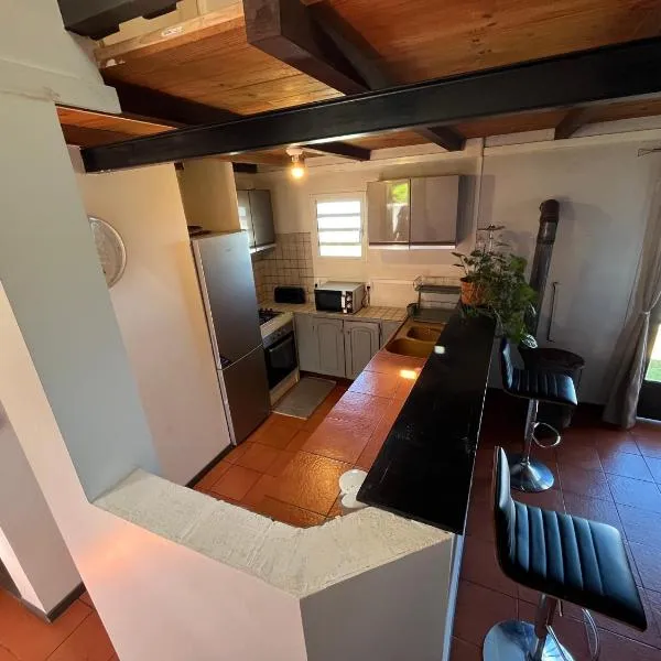 La maison des camélias, hotel v destinaci Le Tampon