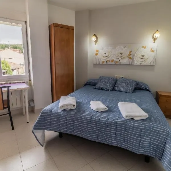 Hostal - Restaurante La Buena Villa by Vivere Stays, hotel v destinaci Villalonquéjar