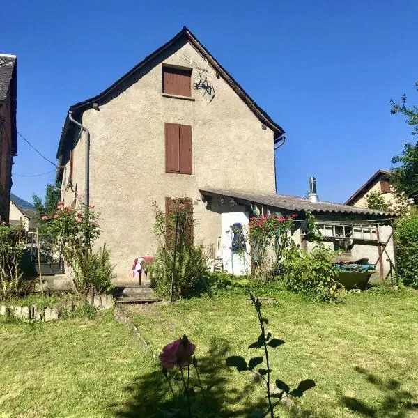 Maison au bord de l'eau, hotell i Audressein