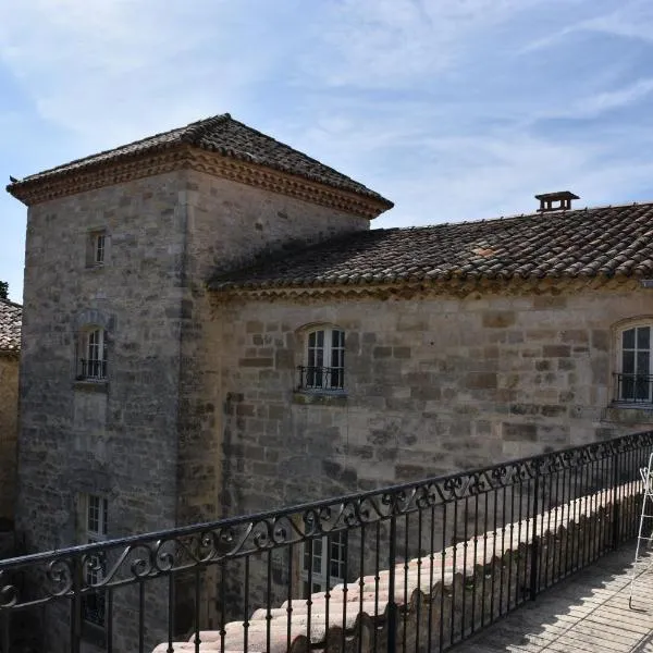 Prieuré du 17è dans l'Ardèche méridionale, hotel i Vagnas