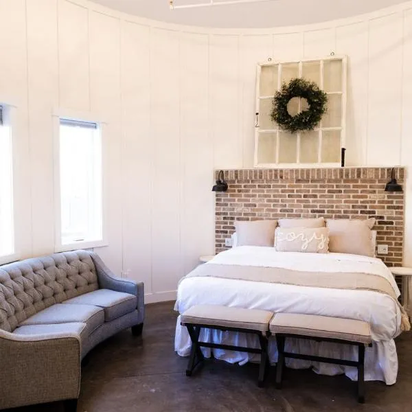Silo Suite 3 - Near Zion National Park, hotel v destinaci La Verkin