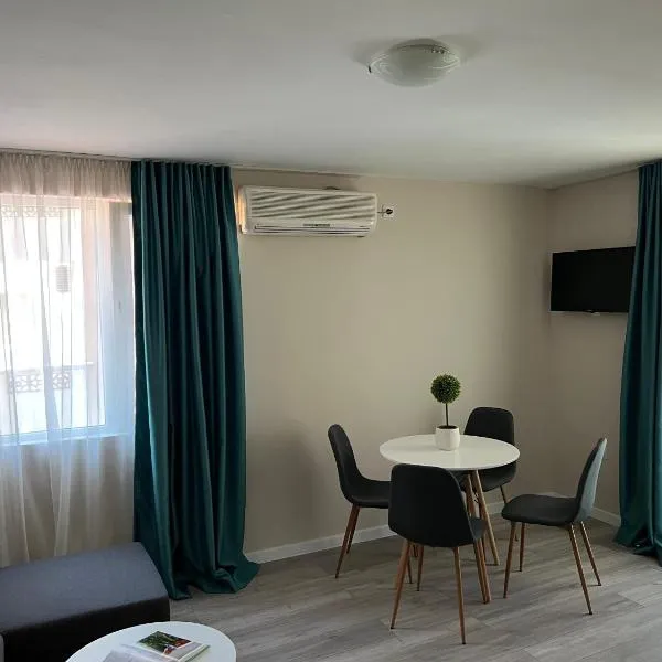 Lotos Apartments, hotel em Fazanovo