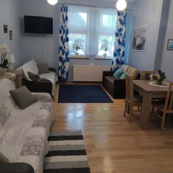Konik Bar i Pokoje Gościnne, hotel v destinaci Kadyny