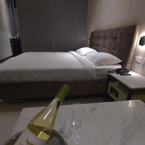 מלון הברון, hotel v destinaci Ramat Eliyyahu