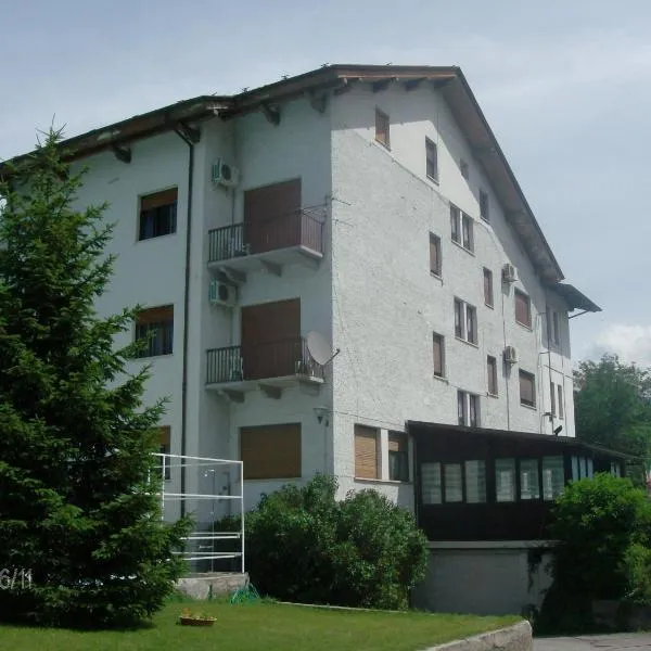 Dujany, hotel in Brissogne