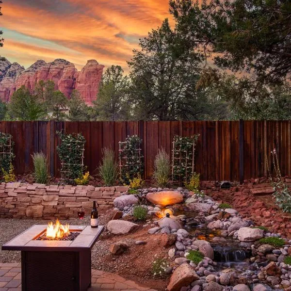 WEST SEDONA RETREAT w/ VIEWS of Coffee Pot Rock!, hotel in Sedona