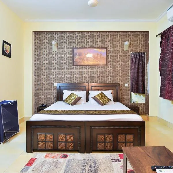 Studio Serviced Apartments near Fortis Hospital, hotel v destinaci Gurgáon