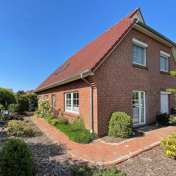 Pension Lotsenhaus, hotel in Greetsiel