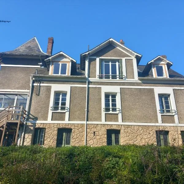 La Croisée des Chemins, hotel v destinaci Arques-la-Bataille