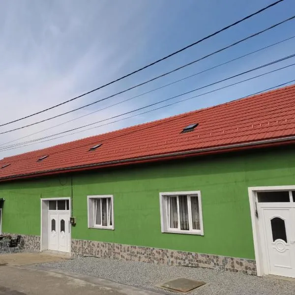 La Nera, hotel v destinaci Sasca Română
