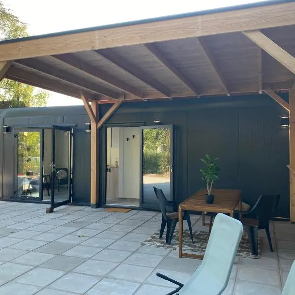 Tiny House QiriH, khách sạn ở Zierikzee