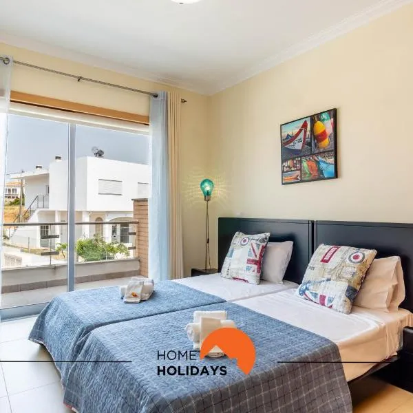 #160 V3 Vila Branca 92 by Home Holidays, hotel em Albufeira