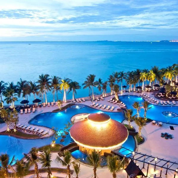 Royal Wing Suites & Spa Pattaya, hotel v destinácii Pattaya South