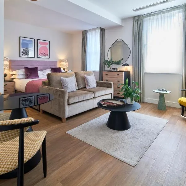 Cheval Harrington Court at South Kensington, hotel in London