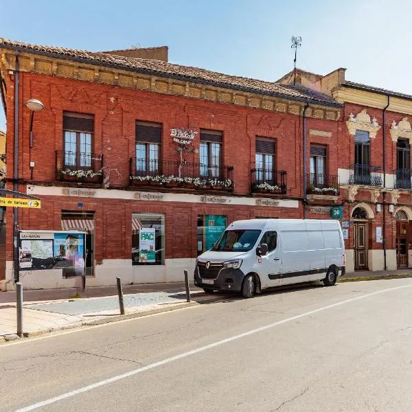 Los Balcones del Camino, hotel en El Burgo Ranero