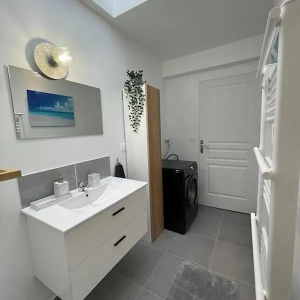 Charmant T2 en centre-ville - accessible à pied, hotel a La Ferté-Gaucher