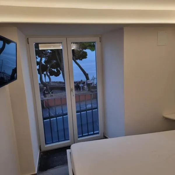 Il Panorama, hotel v destinaci Vietri