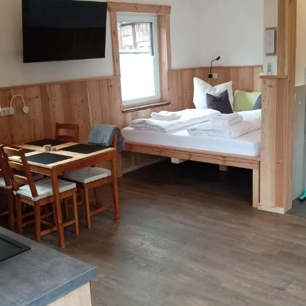 Belzesaltescheune Heuboden Rhön, hotel en Riedenberg