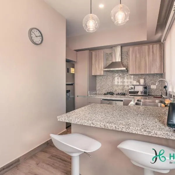 Regatta Living II with Breakfast Included! - 502、Los Pradosのホテル
