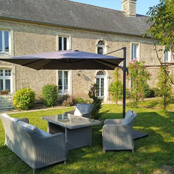 Aux Léopards Normands, hotell i Mandeville-en-Bessin