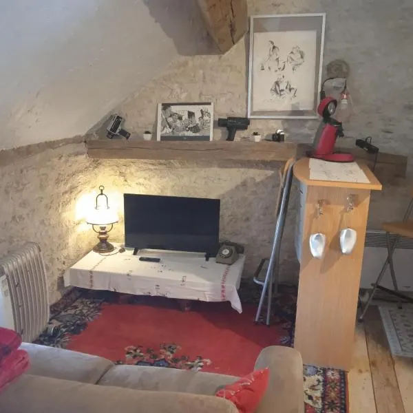 Loft vintage avec cuisine intégrée, khách sạn ở Pouilly-en-Auxois