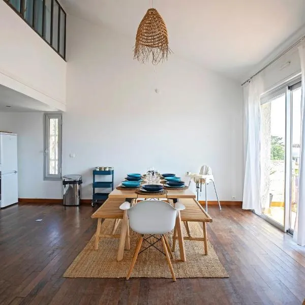 Duplex Carnon, hotel v destinaci Carnon-Plage